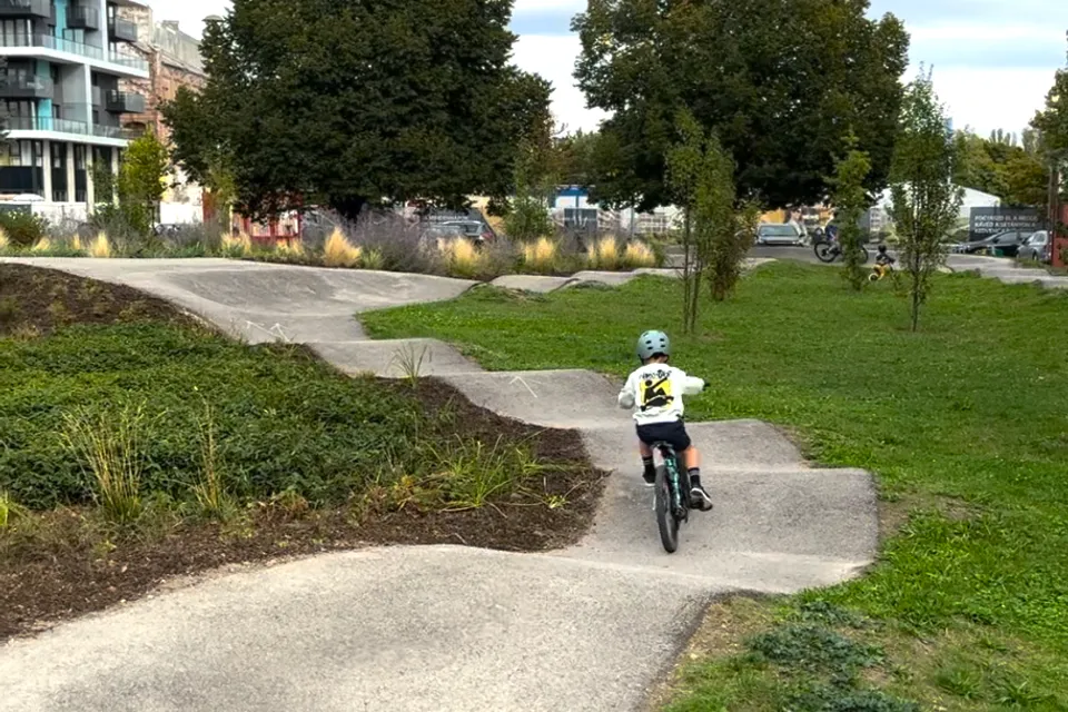 Pumptrack at Folyamőr Street