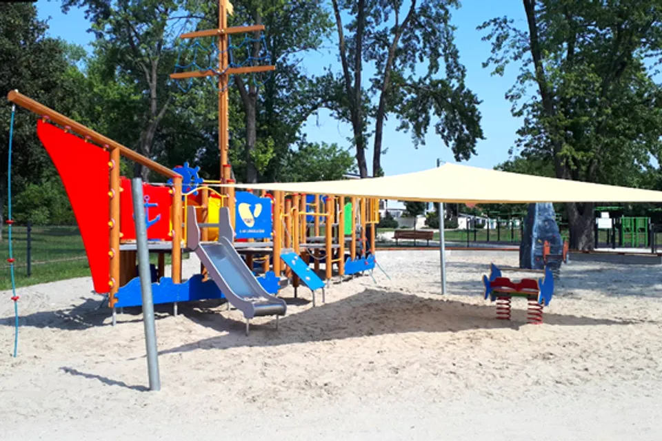 Nemo Island Playground