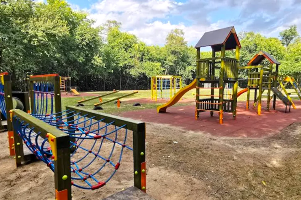 Sashalom Kiserdő Játszótér