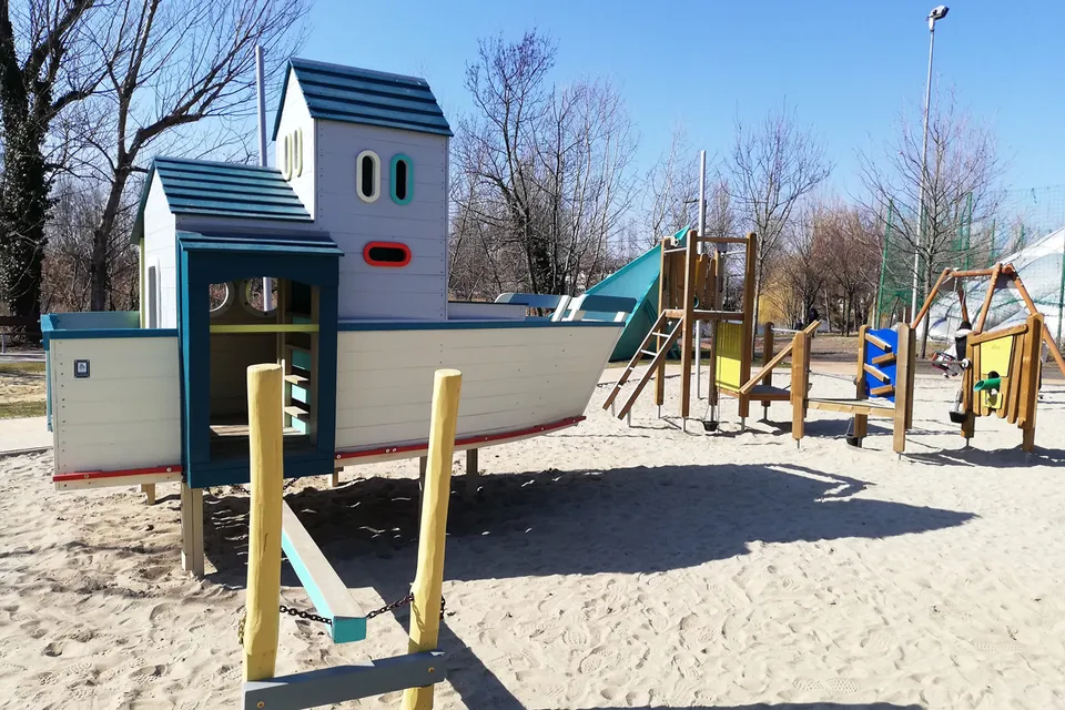 Pesterzsébet Danube Promenade Playground