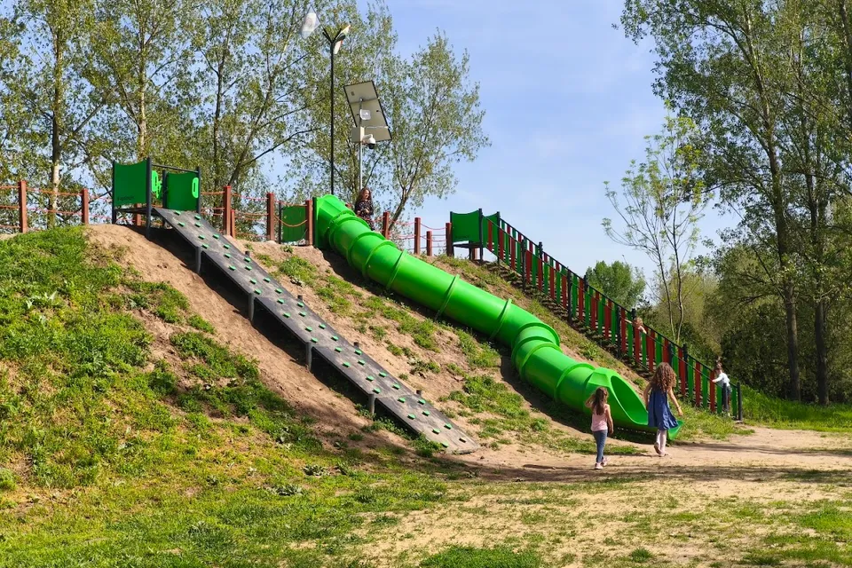 Felsőszentiván Playground
