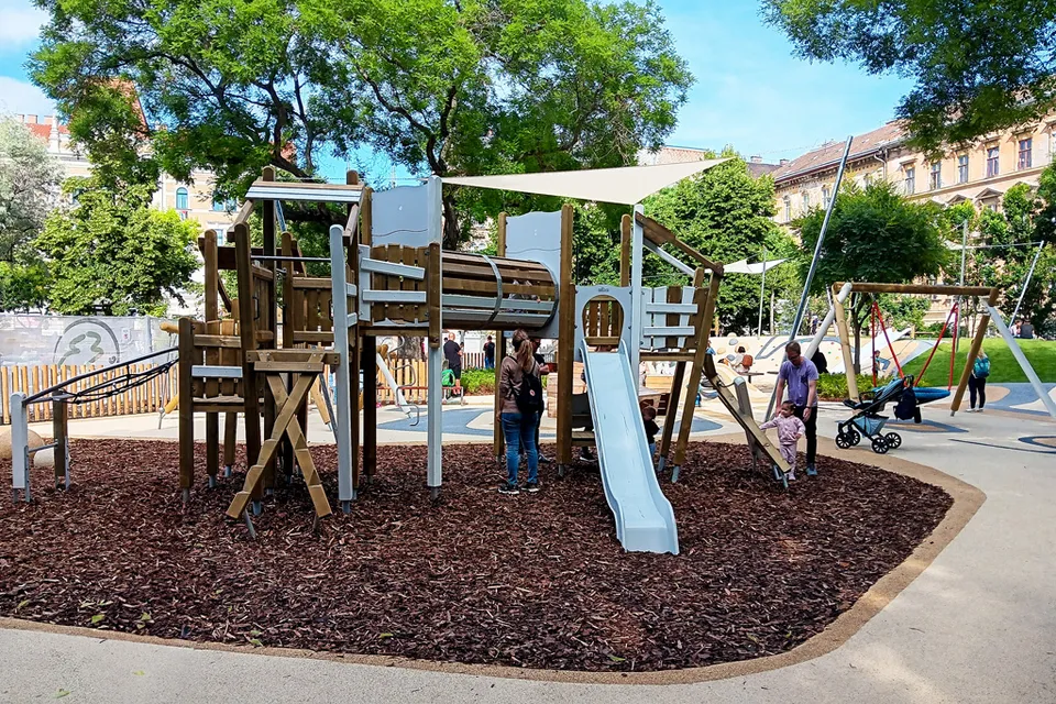Klauzál Square Playground