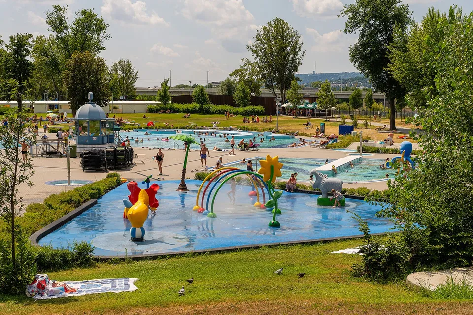 Dagály Thermal Bath, Beach Bath and Swimming Pool