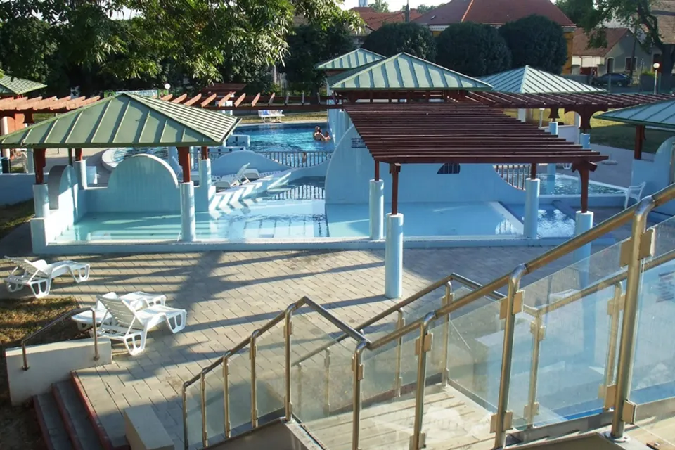 Mohács Swimming Pool and Thermal Bath