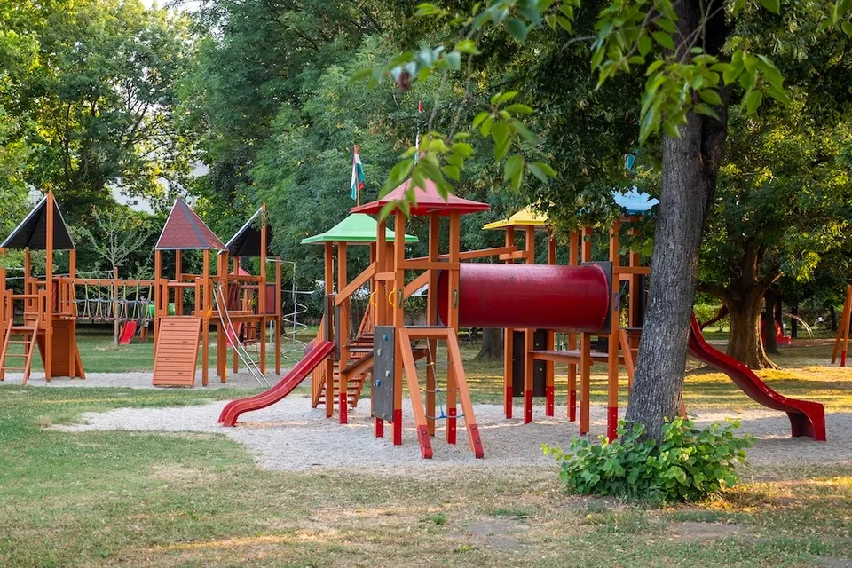 Vizslapark Játszótér