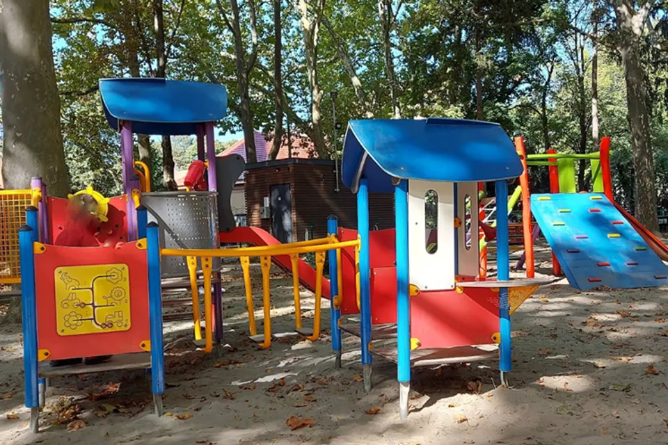 Berzsenyi Park Playground