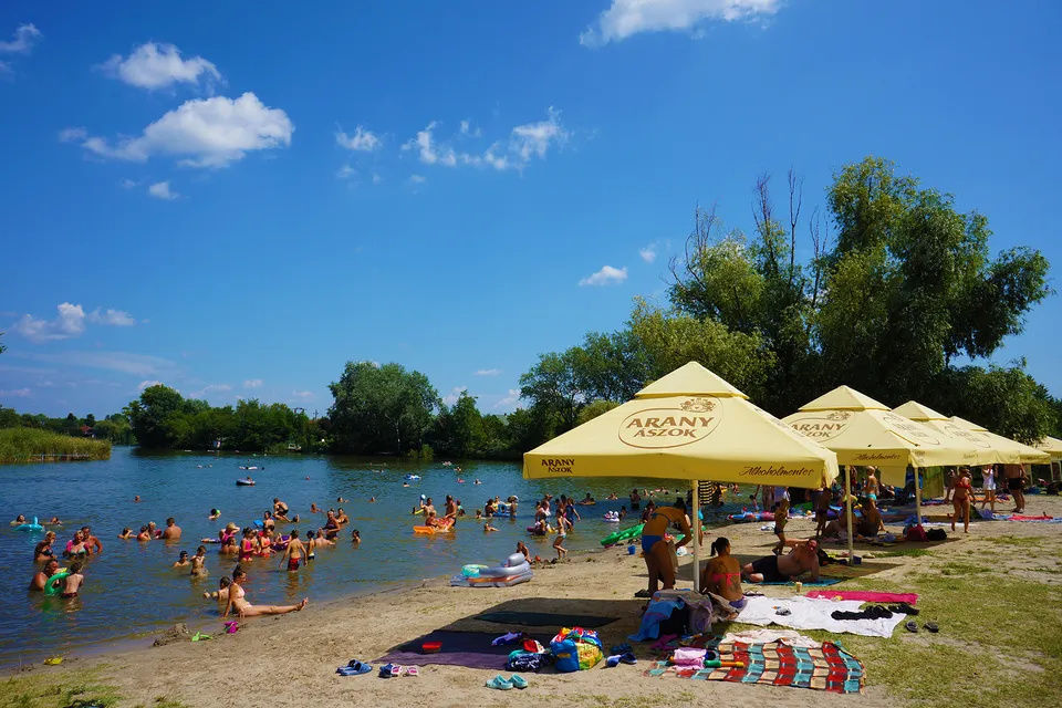 Szigetcsép Beach