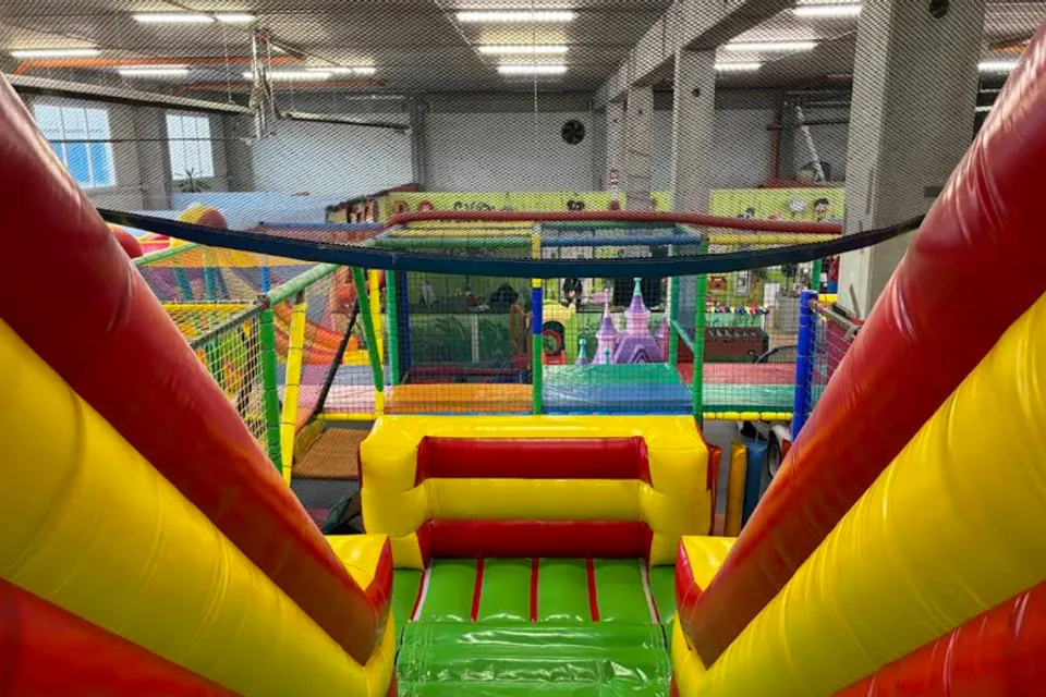 Toy Jungel Playhouse Szeged