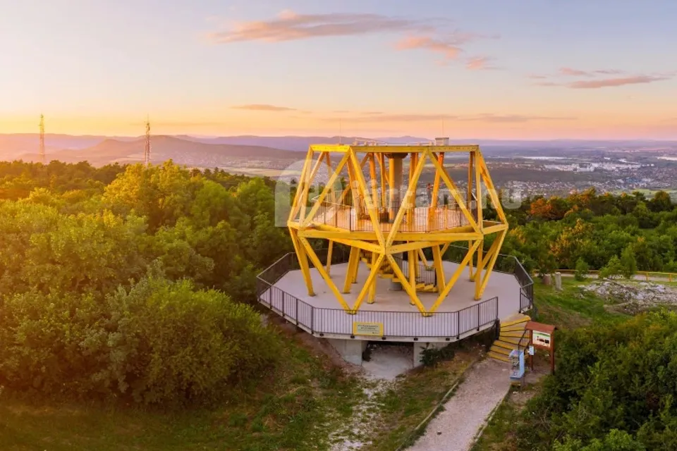 Károly Guckler Lookout
