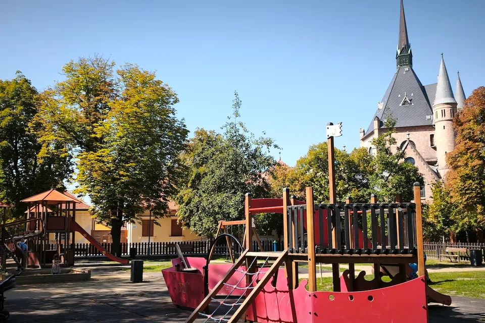 Tisza Riverside Promenade Playground