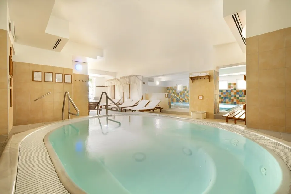Szárcsa Hotel Székesfehérvár